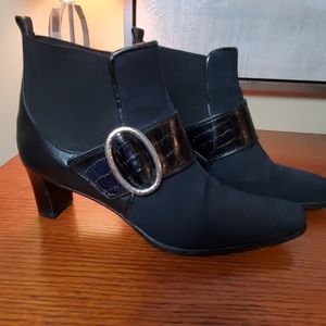 BRIGHTON Trevor Women's Booties 8.5N Very Nice